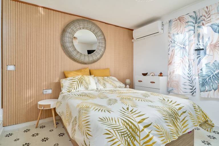 Fully equipped pleasant vacation home with fast internet & terrace | City view | Next to the beach | Dogs allowed — photo 4