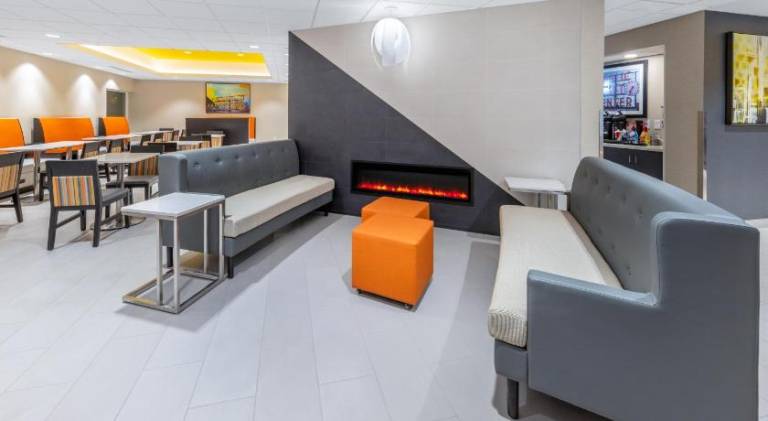 La Quinta Inn by Wyndham Lynnwood — photo 3