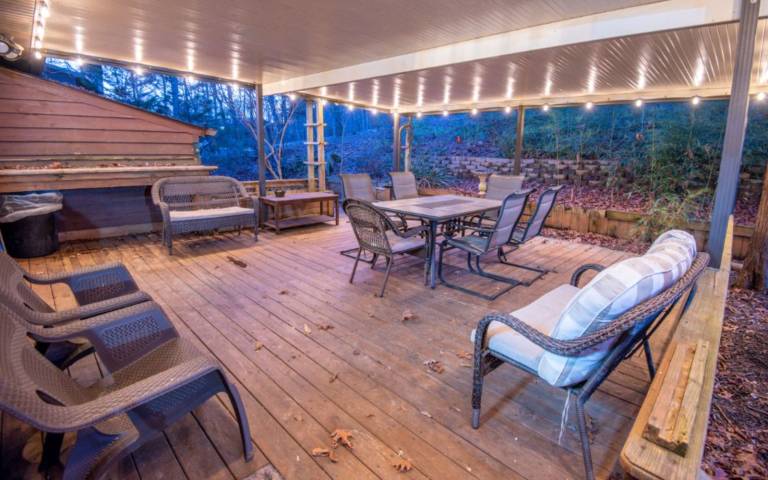 Cabin with jacuzzi & barbeque | Mountain view — photo 2
