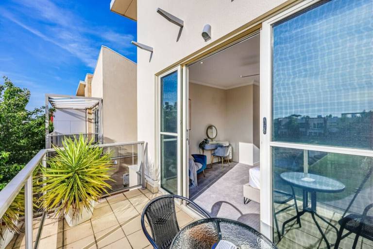 House Pakenham