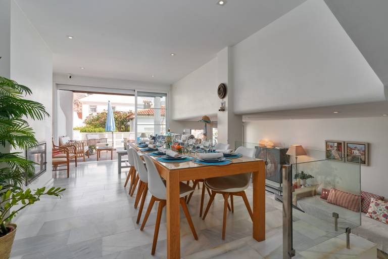 Holiday Home "Casa Sueña" Near the Beach with 4 Private Terraces — photo 3