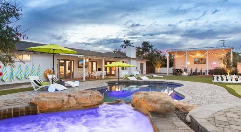 House with pool & jacuzzi | Good for workation | Pets allowed in Phoenix, AZ