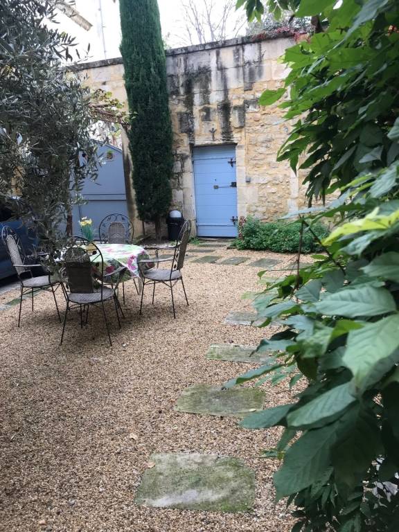 House  Beaucaire