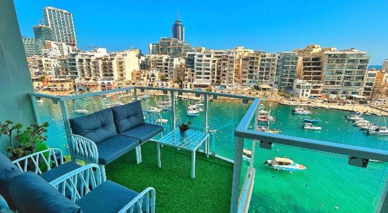 Spinola Bay View in St. Julian's
