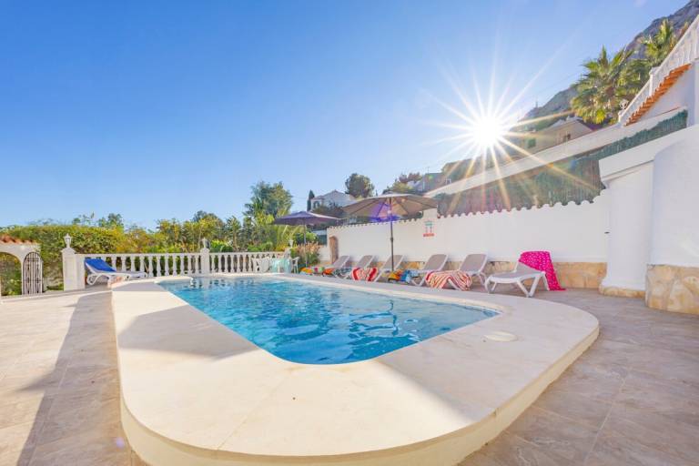 Charming villa with patio, garden & barbecue | Dogs allowed — photo 5