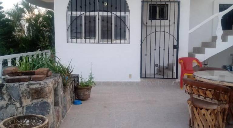 Lovely vacation home with pool | Pets are welcome — photo 4