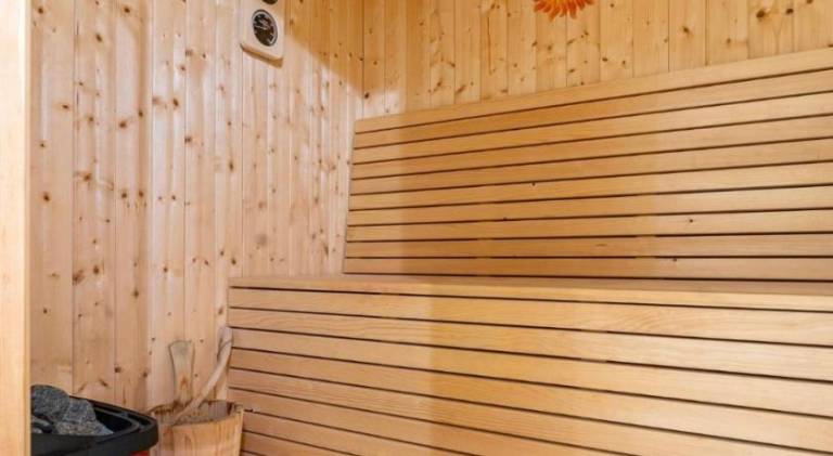 Apartment with sauna — photo 5