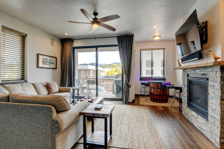 Downtown WP Penthouse 282 I Private Rooftop Hot Tub I Great Views I Discounted Attractions — photo 5
