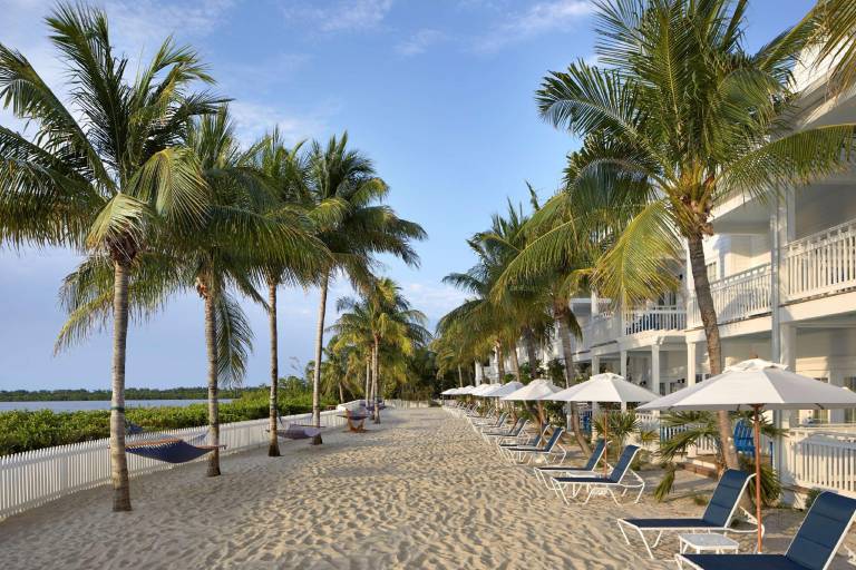 Parrot Key Hotel & Villas — photo 2