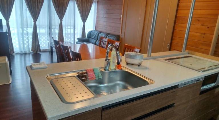 Vacation home with barbeque & garden | Perfect for remote work — photo 2