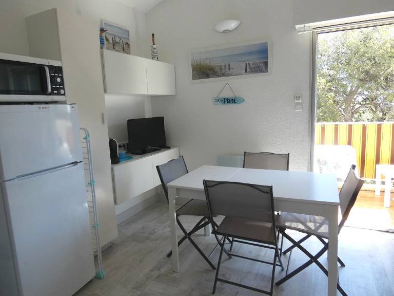 Holiday apartment | Beach view — photo 5
