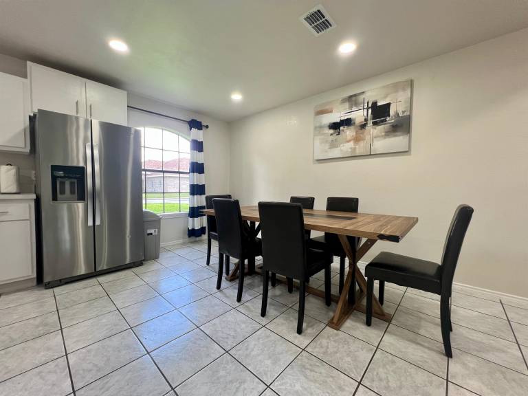 Vacation home with BBQ | City view — photo 5