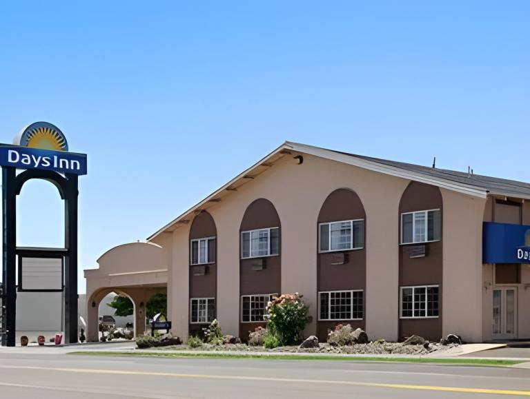 Days Inn by Wyndham Yakima in Yakima, WA