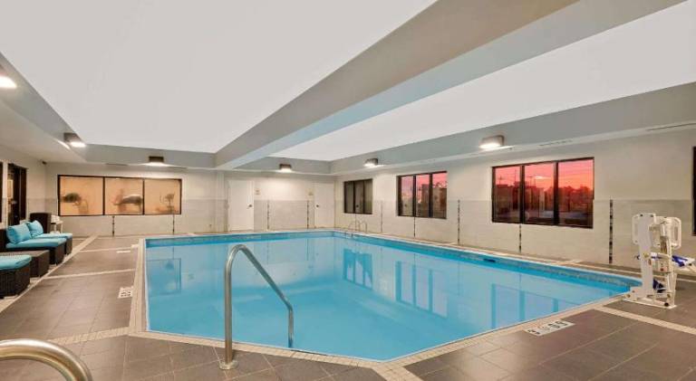 Hawthorn Extended Stay by Wyndham Columbus West — photo 2