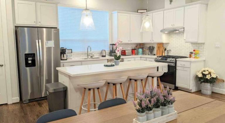Vacation home | Suitable for remote work | Pet-friendly in Houston, TX