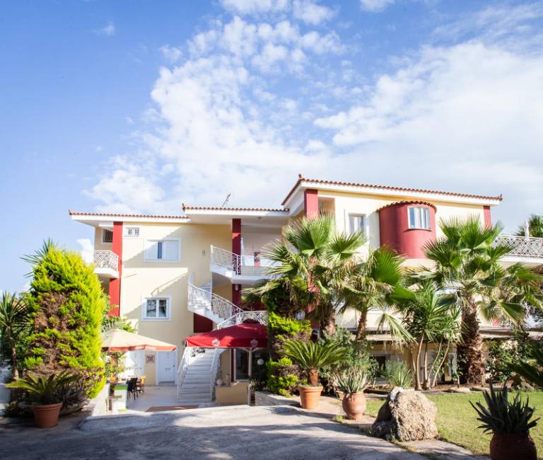 Irida Resort Suites — photo 5