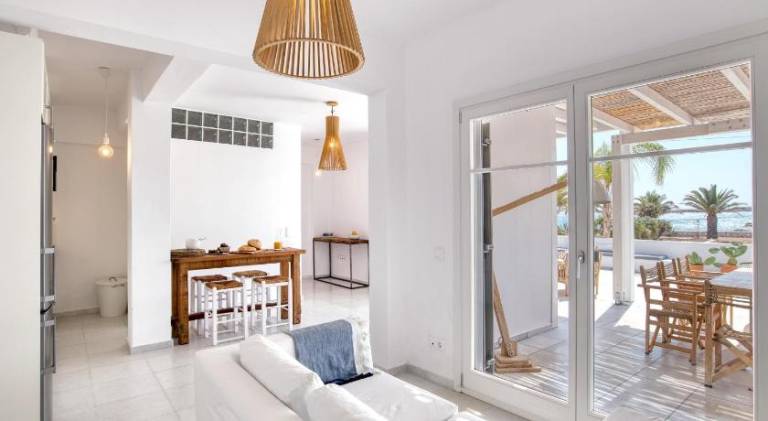 Beautiful villa | Next to the beach | Pets are welcome in Paro