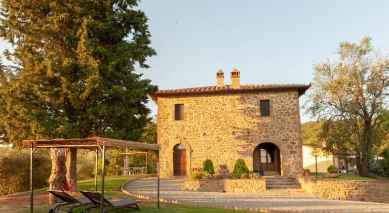 Farm with terrace, pool & grill in Panicale