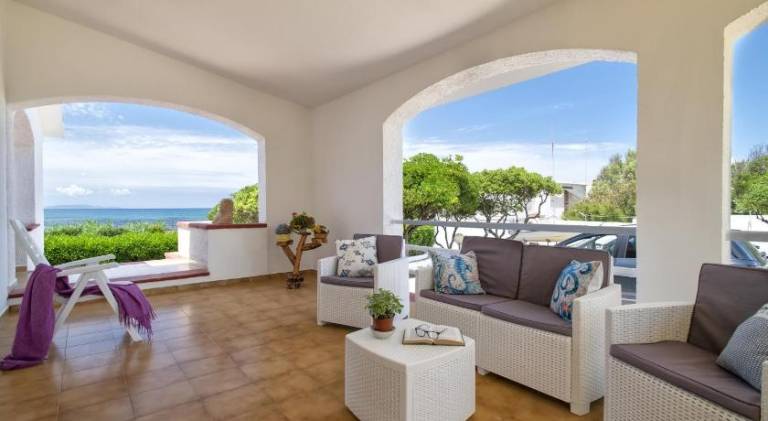 Villa | Beach nearby | Pets allowed — photo 3