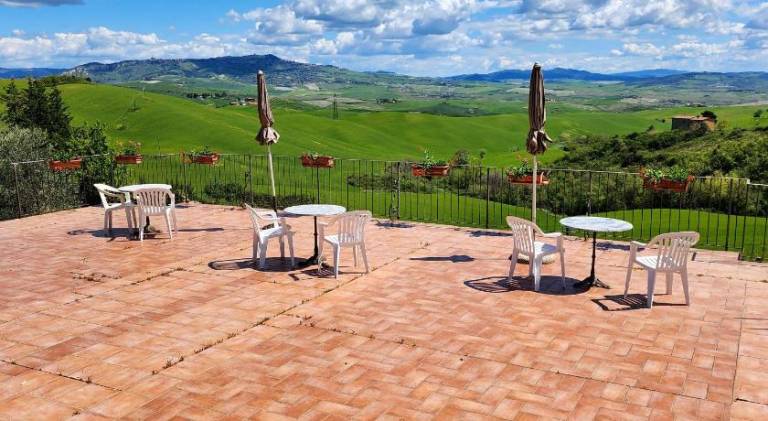Beautiful holiday apartment with pool, barbecue & garden | Pets allowed — photo 3