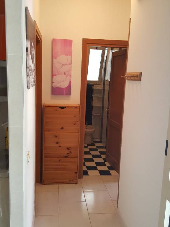 Family-friendly villa with private pool & garden | Pets allowed — photo 4