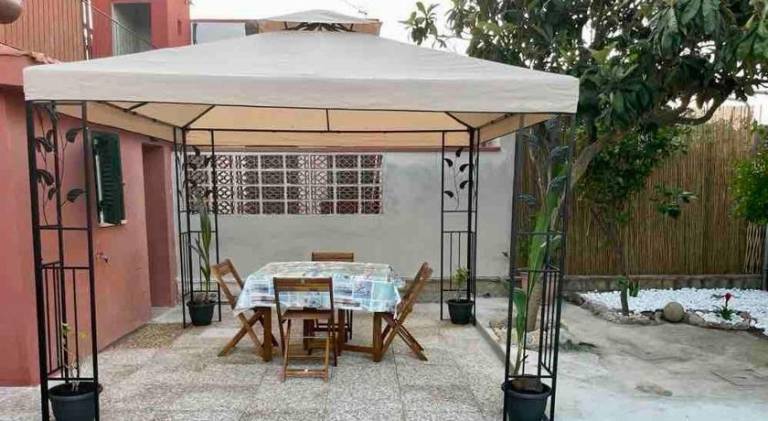 Apartment with 1 room for 6 persons — photo 3
