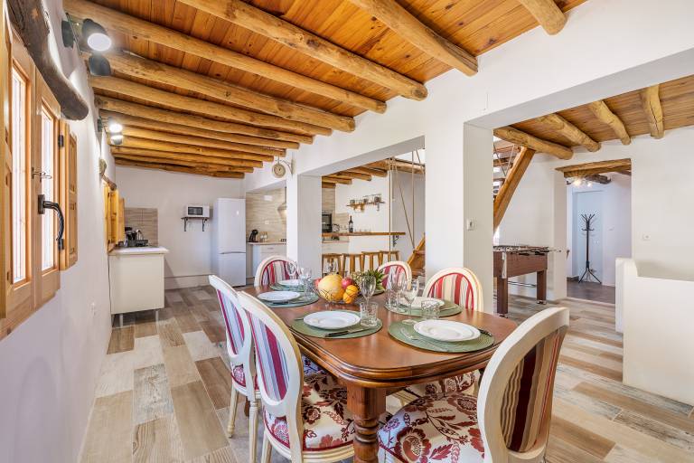 Casa Rústica – Your Retreat with Terrace and Mountain Views — photo 3