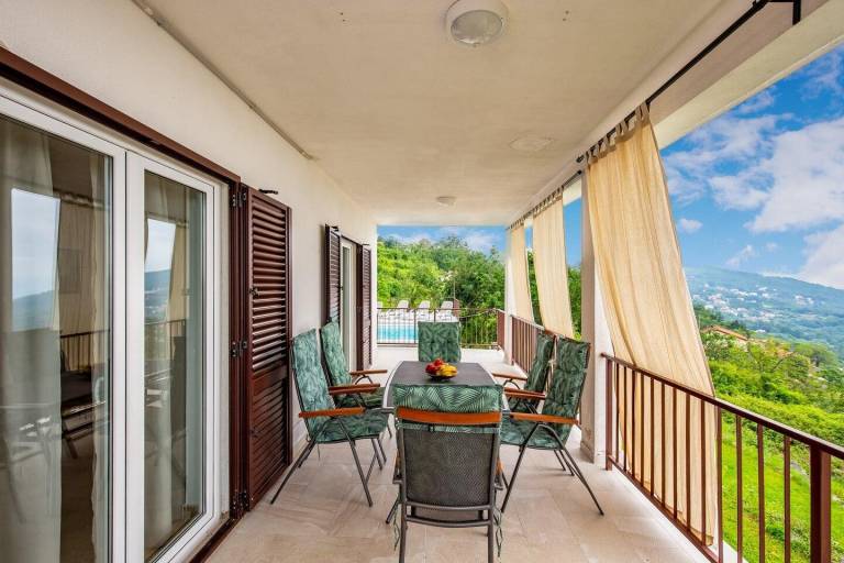 House with garden, pool & BBQ — photo 4
