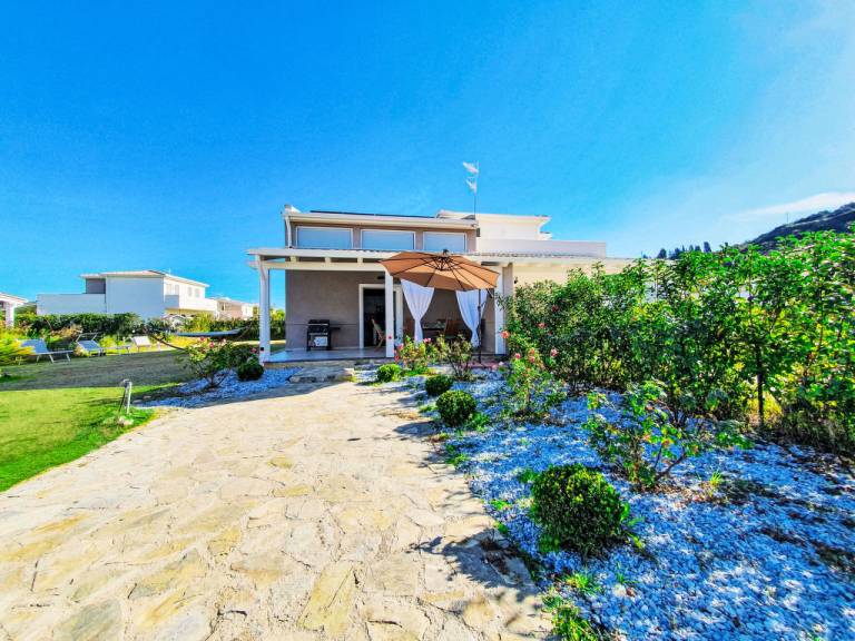 Appartement Campofelice di Roccella