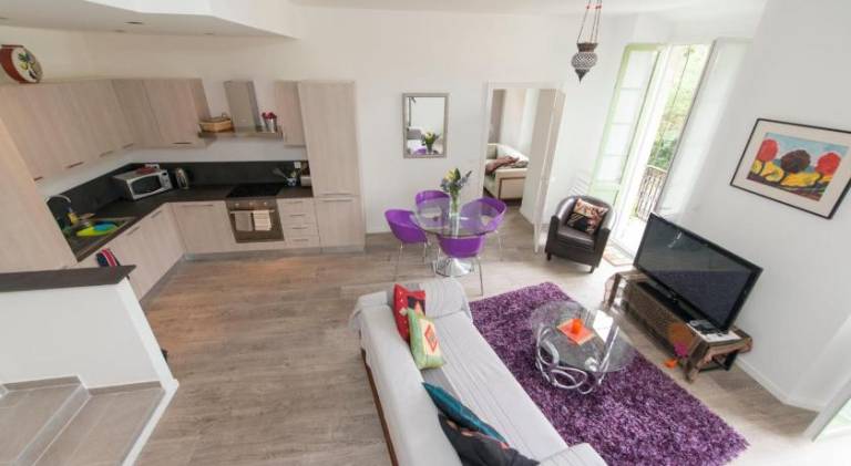Rental apartment | Close to Castle Hill — photo 2