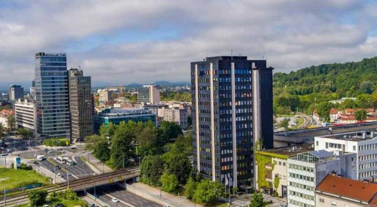 Holiday apartment with yard | Next to Triple Bridge in Ljubljana