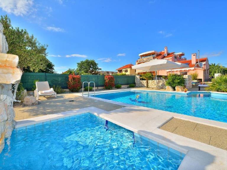 Villa Dalmatina mit Pool für 4+1 Personen — photo 2