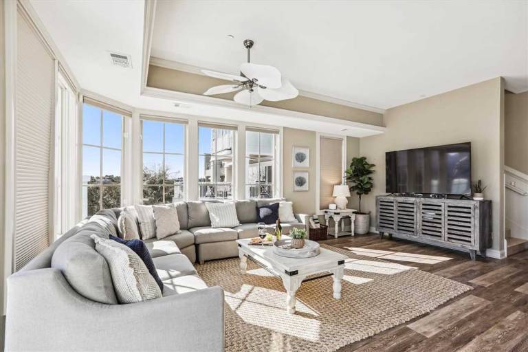 34 Bradley @ Singleton Beach 100 Steps to Sand Pool & Spa Ocean Views — photo 3