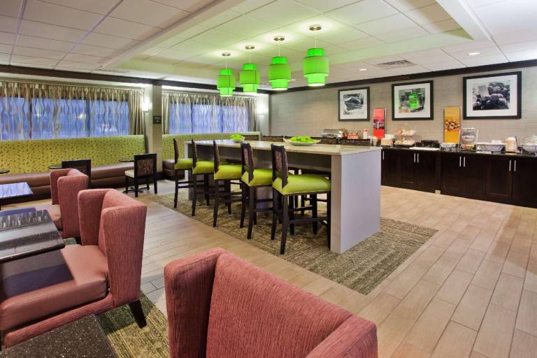 Spark by Hilton Atlanta Kennesaw Town Center — photo 3