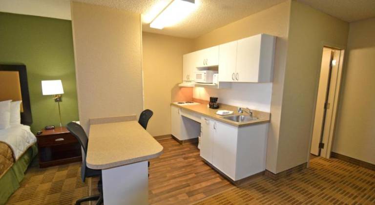 Suburban Studios Auburn Hills - Detroit — photo 4