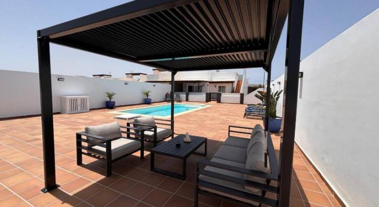 Villa with patio, private pool & barbeque | Good for workation — photo 5