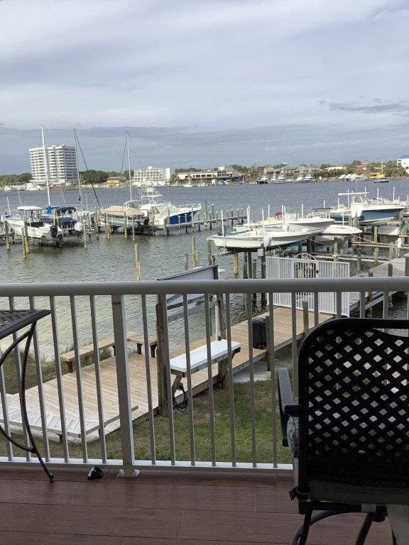 Condo with patio, private pool & BBQ | Water view — photo 3