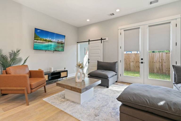 House Sunnyside