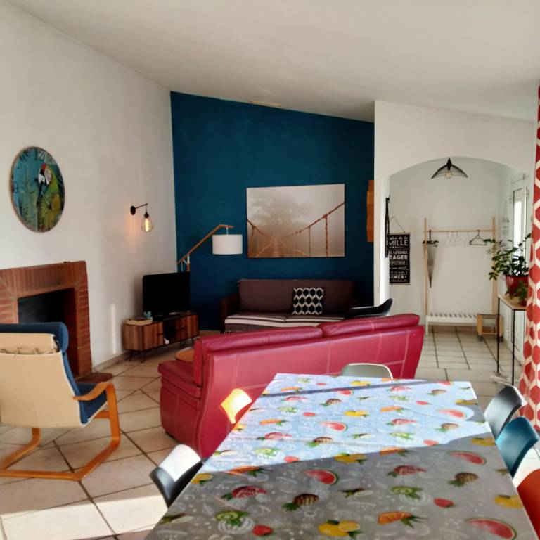 Gite with BBQ, terrace & private pool | Close to the beach | Pets are welcome — photo 3