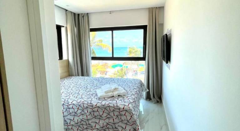 Holiday apartment with pool & hot tub — photo 2