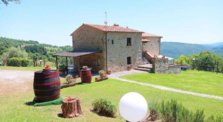 Lovely rental apartment | Dogs allowed in Cortona