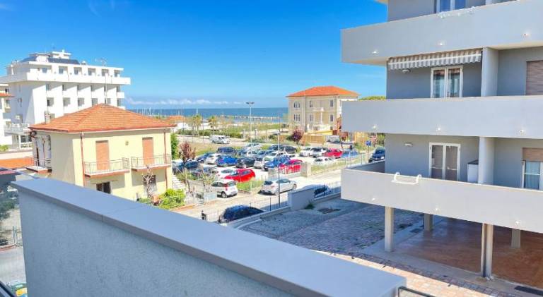 Holiday apartment with 2 rooms for 6 persons — photo 5