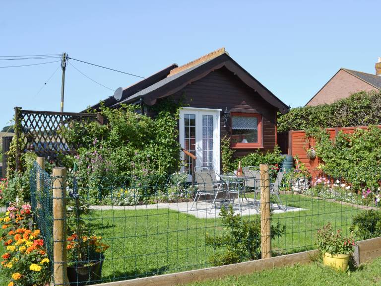 Family-friendly cottage with garden | Pets are welcome in Ventnor