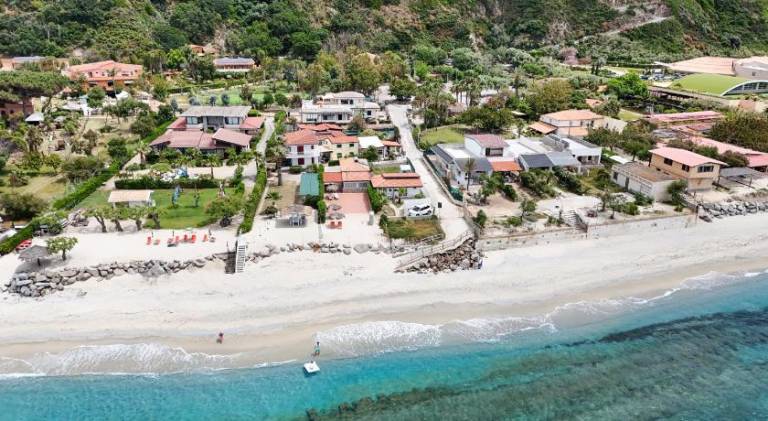 Marinella Beach Apartments - On The Beach - Private Free Parking — photo 5