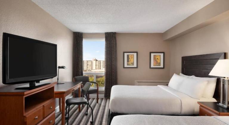 Royal Hotel Regina, Trademark Collection by Wyndham — photo 2