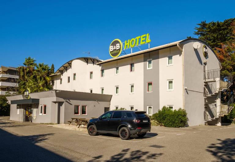 B&B HOTEL Villeneuve Loubet Plage in Biot