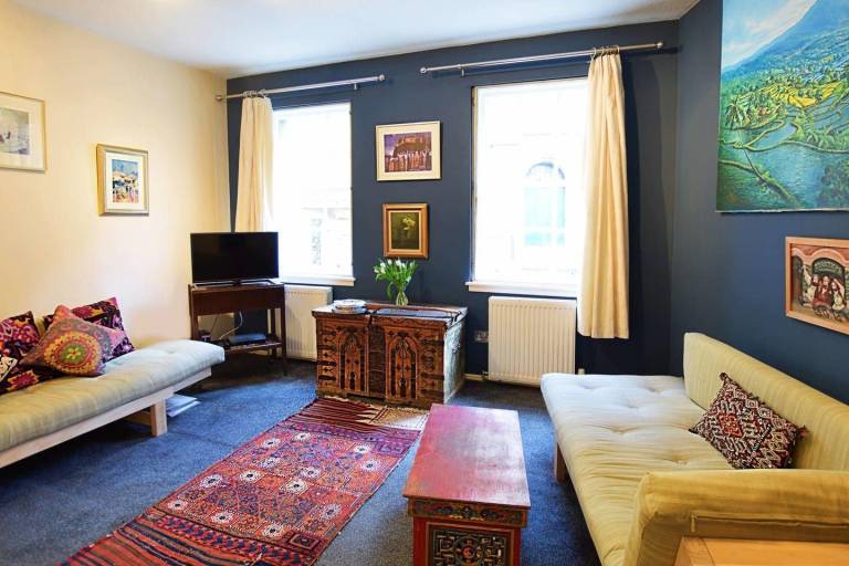 Bohemian Writers Retreat in Heart of The Old Town — photo 2