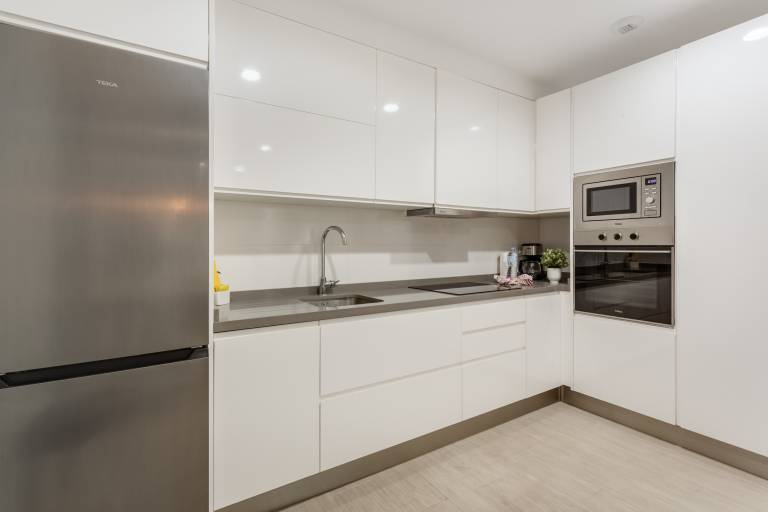 Fully equipped apartment with grill, patio & fast internet | Sea view | Suitable for remote work | Dogs allowed — photo 5
