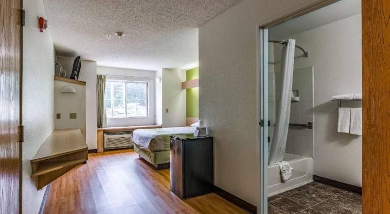 Motel 6 Charlotte, NC - University — photo 2