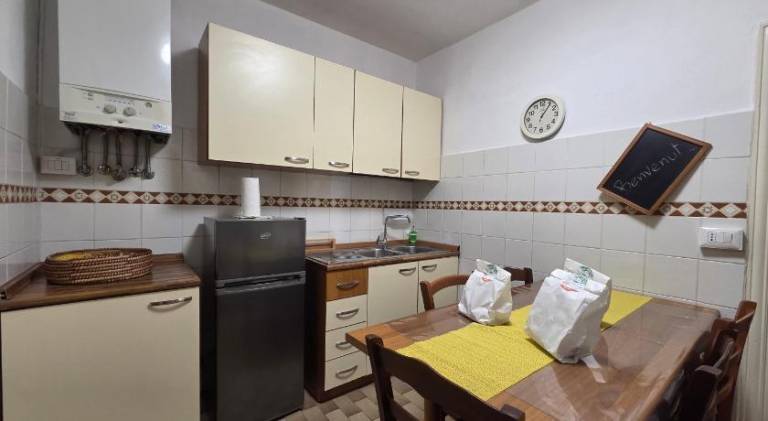 Holiday apartment with 2 rooms for 5 persons — photo 4